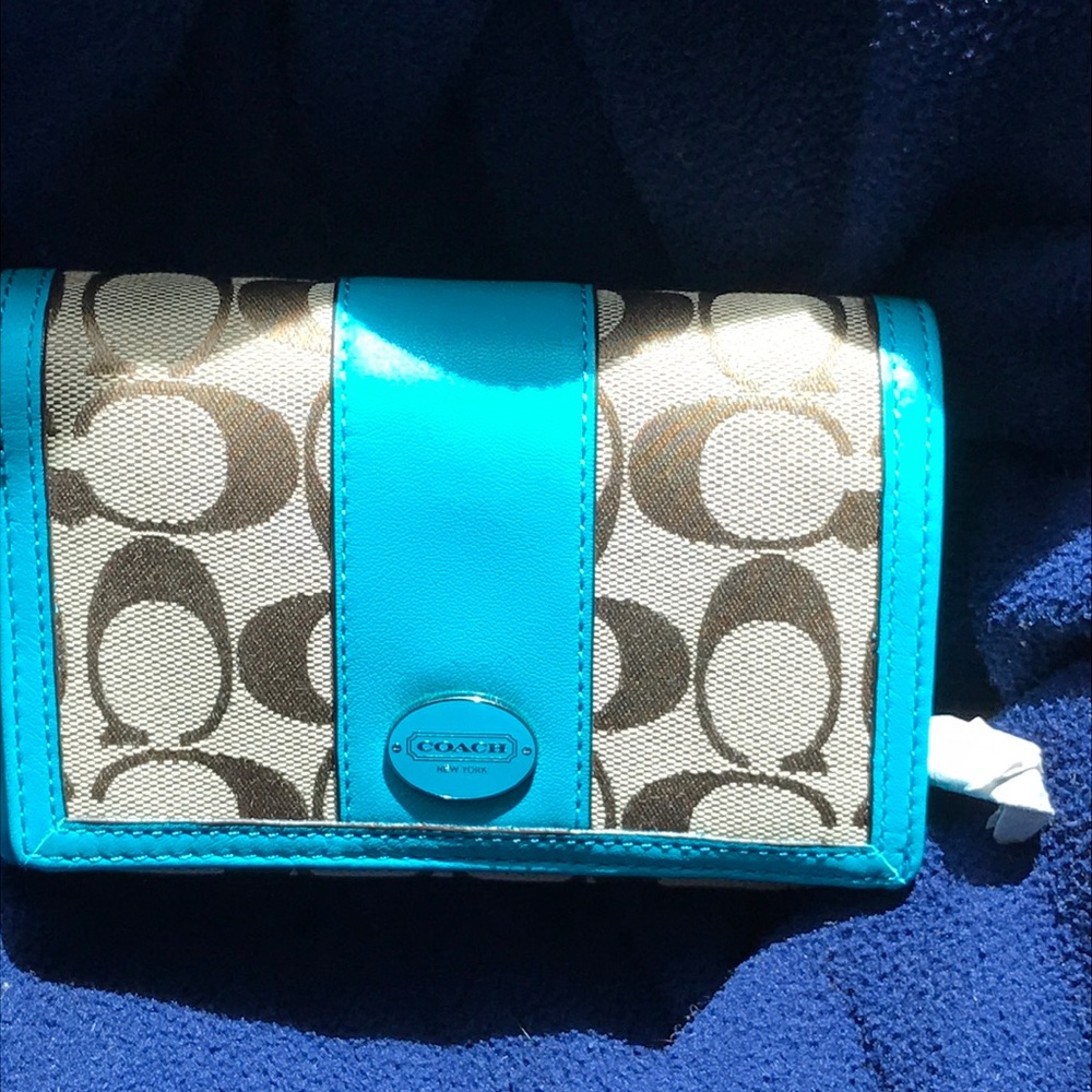 Coach Small Wallet Silver/Turquoise/Khaki Print